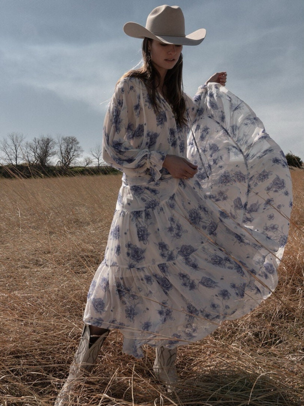 FREE PEOPLE Feeling Groovy White/Blue Floral Ruffle Long Sleeve Maxi Dress